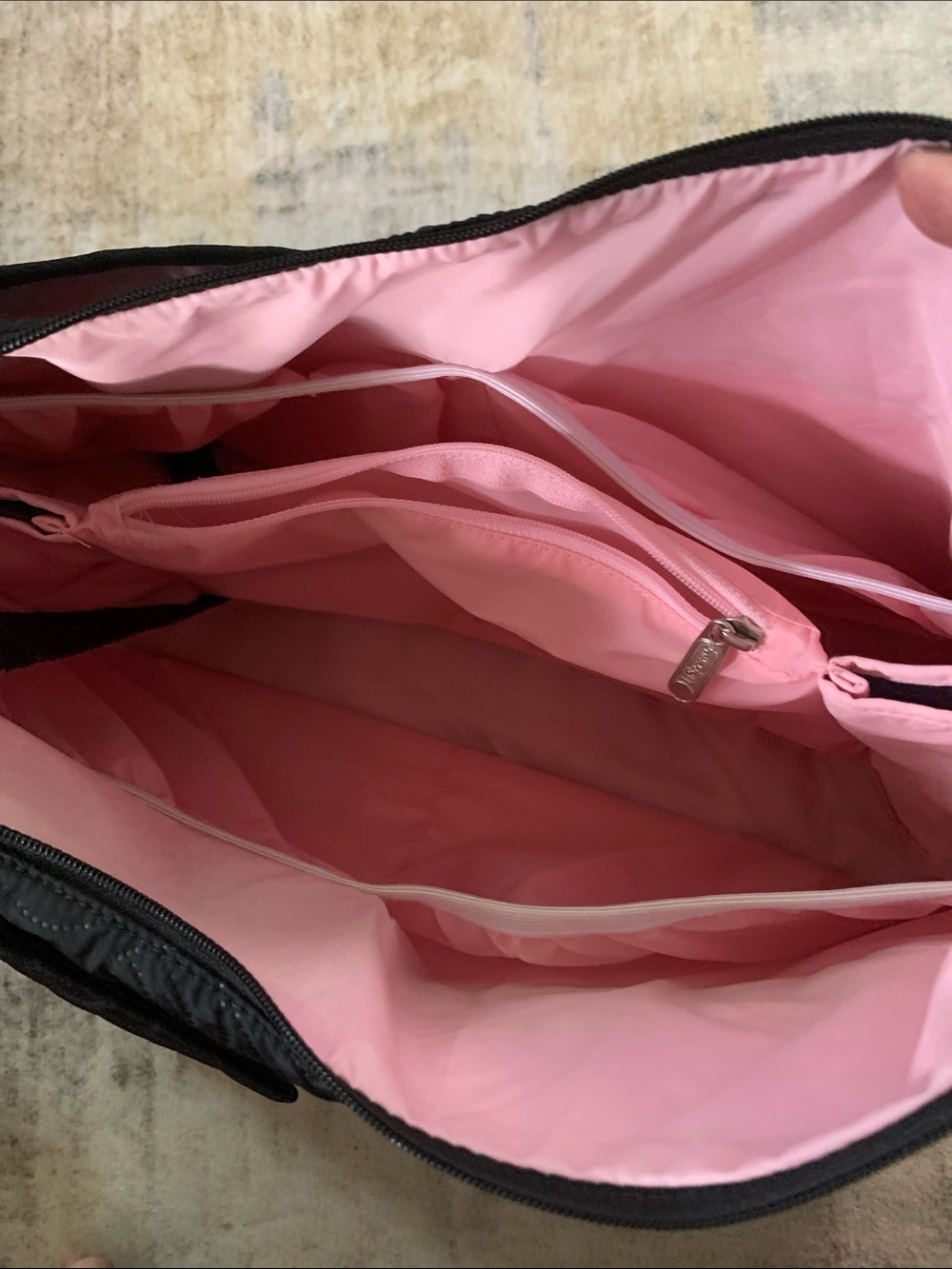 Lesportsac Black Quilted Shoulder Diaper Bag with Matching Pouch/ Changing Pad - Picture 3 of 12